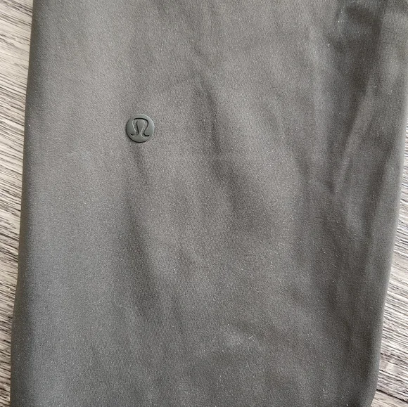 Lululemon On The Fly Olive Green Athletic Pants Size 4 - Picture 6 of 11